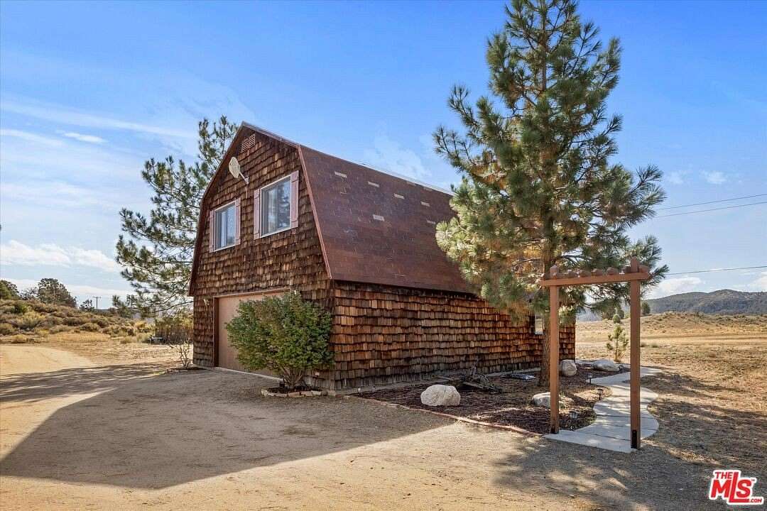 20 Acres of Land with Home for Sale in Frazier Park, California