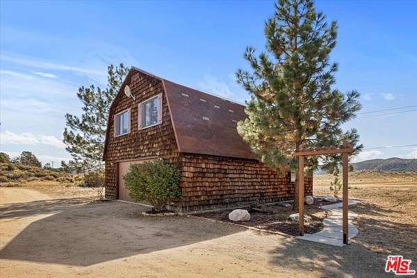 20 Acres of Land with Home for Sale in Frazier Park, California