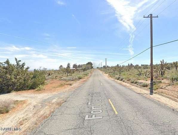 3 Acres of Land for Sale in Llano, California