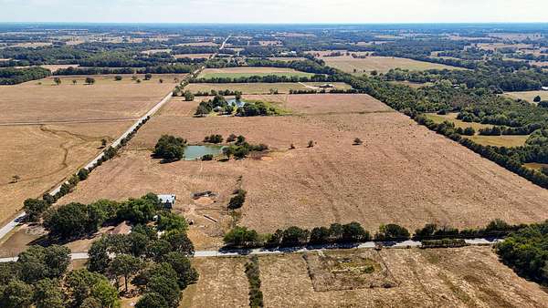 20 Acres of Agricultural Land for Sale in Billings, Missouri