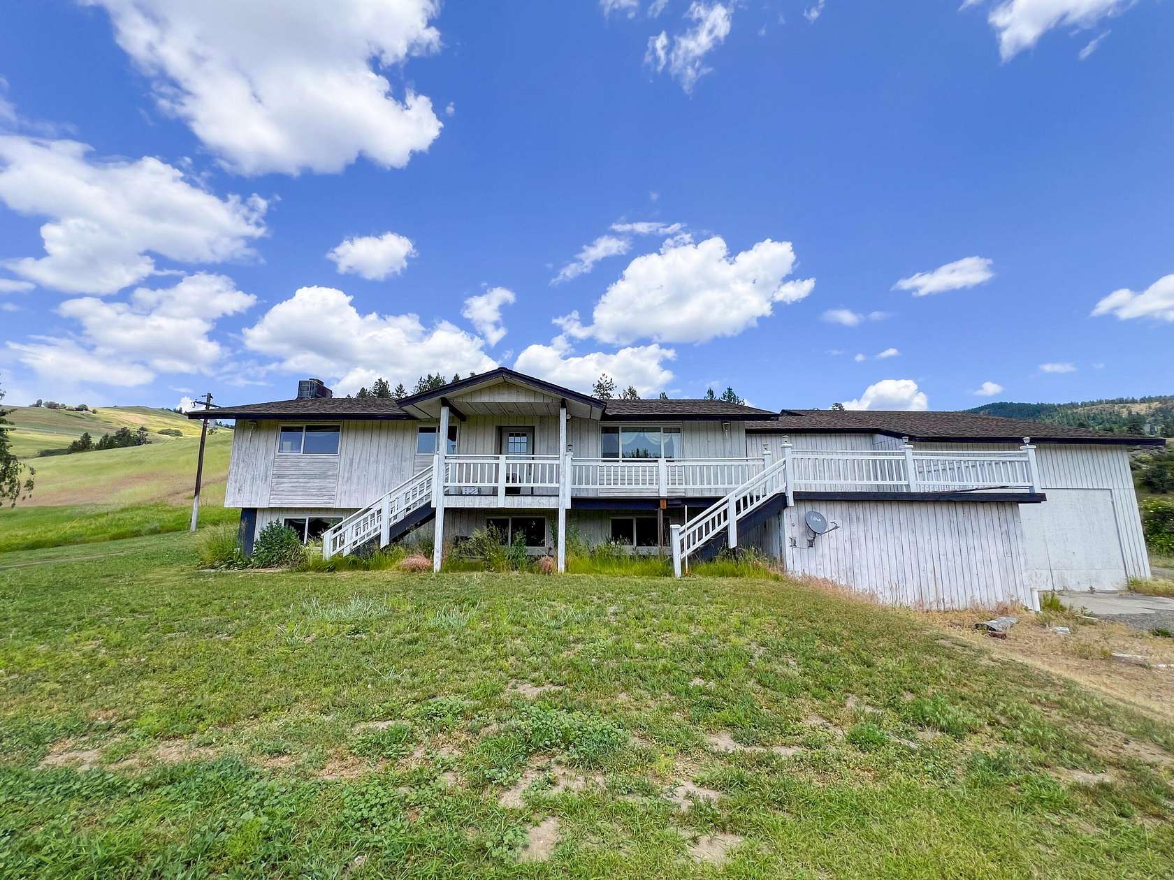 20.8 Acres of Agricultural Land with Home for Sale in Kettle Falls, Washington