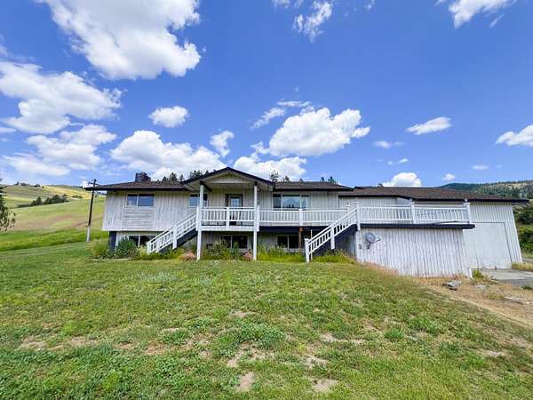 20.8 Acres of Agricultural Land with Home for Sale in Kettle Falls, Washington