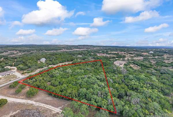 3.12 Acres of Residential Land for Sale in Spring Branch, Texas