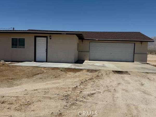 5 Acres of Residential Land with Home for Sale in Twentynine Palms, California