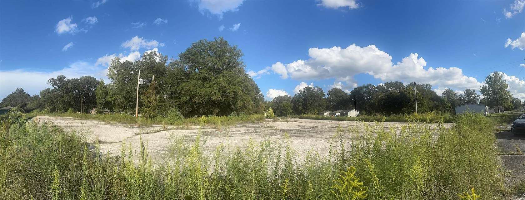 1.76 Acres of Improved Commercial Land for Sale in Pine Bluff, Arkansas