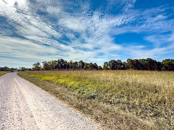 13 Acres of Recreational Land for Sale in Wilkesville, Ohio