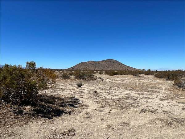 10 Acres of Recreational Land for Sale in Lancaster, California