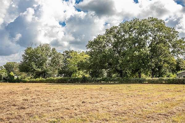 3 Acres of Land for Sale in Tomball, Texas