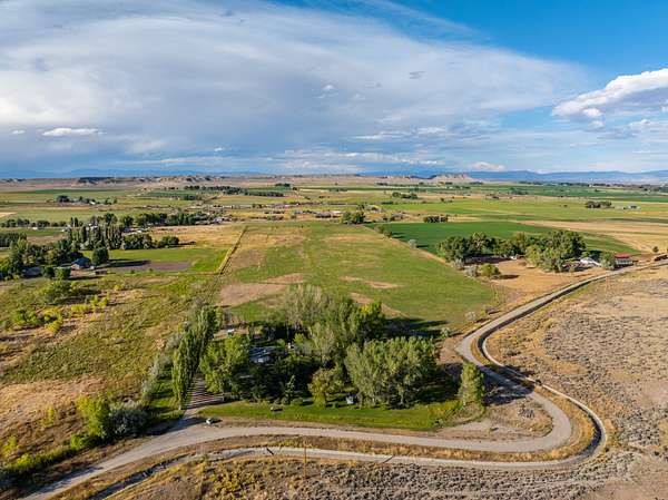 30 Acres of Agricultural Land with Home for Sale in Riverton, Wyoming