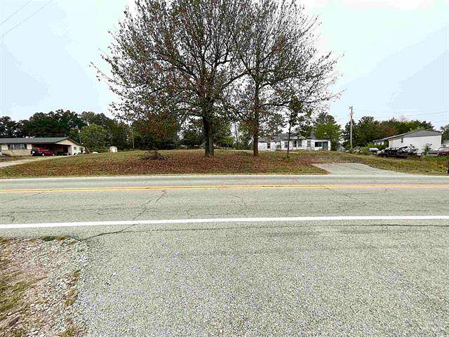 1.52 Acres of Mixed-Use Land for Sale in Salem, Arkansas
