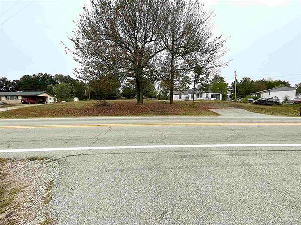 1.52 Acres of Mixed-Use Land for Sale in Salem, Arkansas