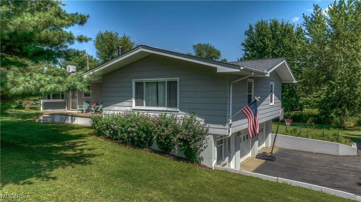 2 Acres of Residential Land with Home for Sale in Wellington, Ohio