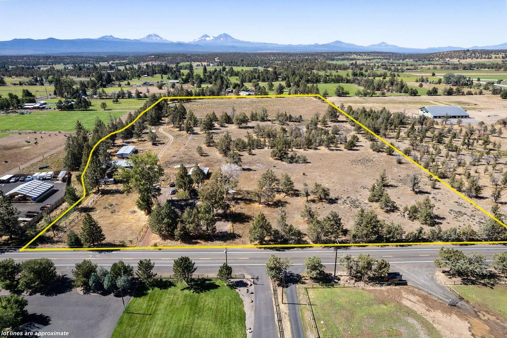 19.3 Acres of Land with Home for Sale in Bend, Oregon