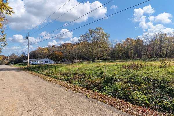 0.5 Acres of Land for Sale in Greeneville, Tennessee