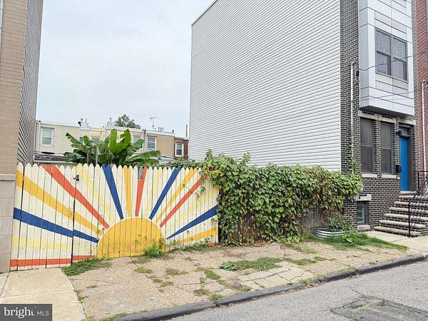 0.02 Acres of Land for Sale in Philadelphia, Pennsylvania