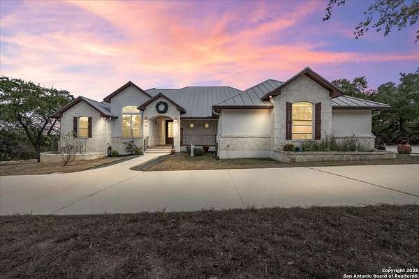 1.54 Acres of Residential Land with Home for Sale in Garden Ridge, Texas