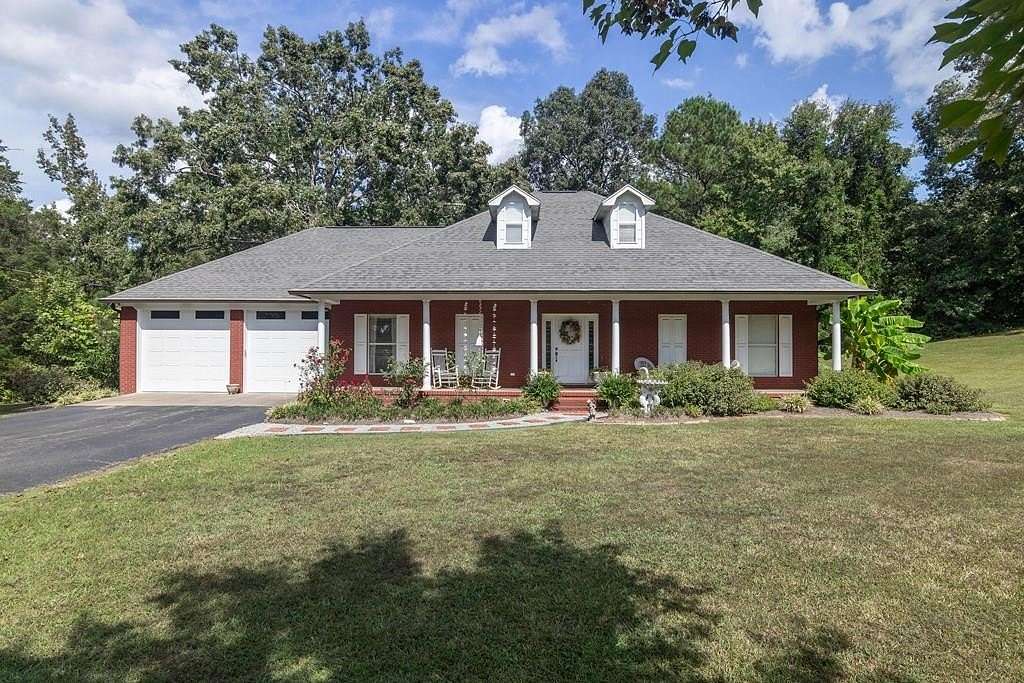 5.8 Acres of Residential Land with Home for Sale in Bruce, Mississippi