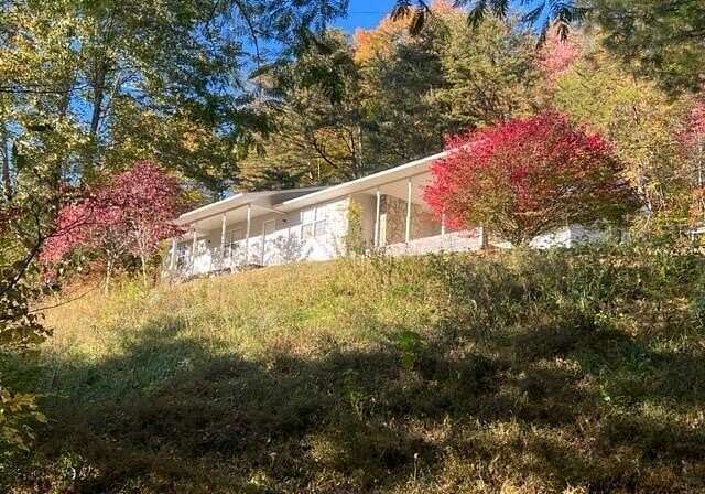 1.76 Acres of Residential Land with Home for Sale in Tazewell, Tennessee