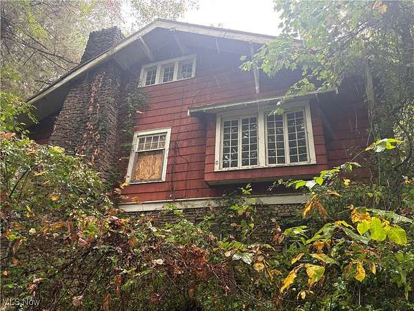 2.49 Acres of Residential Land with Home for Sale in Akron, Ohio