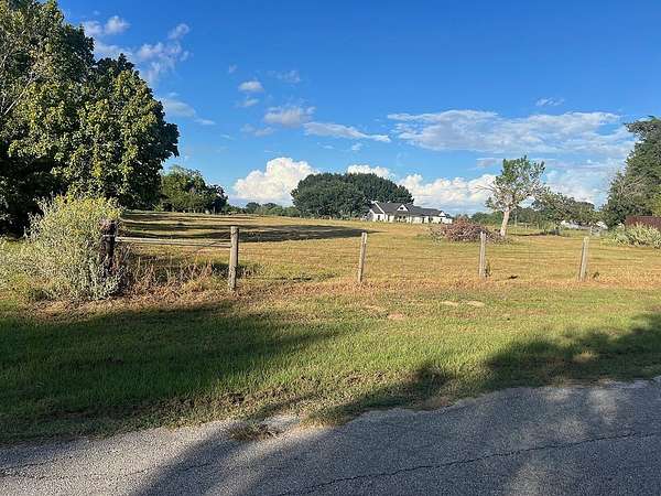 1.4 Acres of Residential Land for Sale in San Felipe, Texas