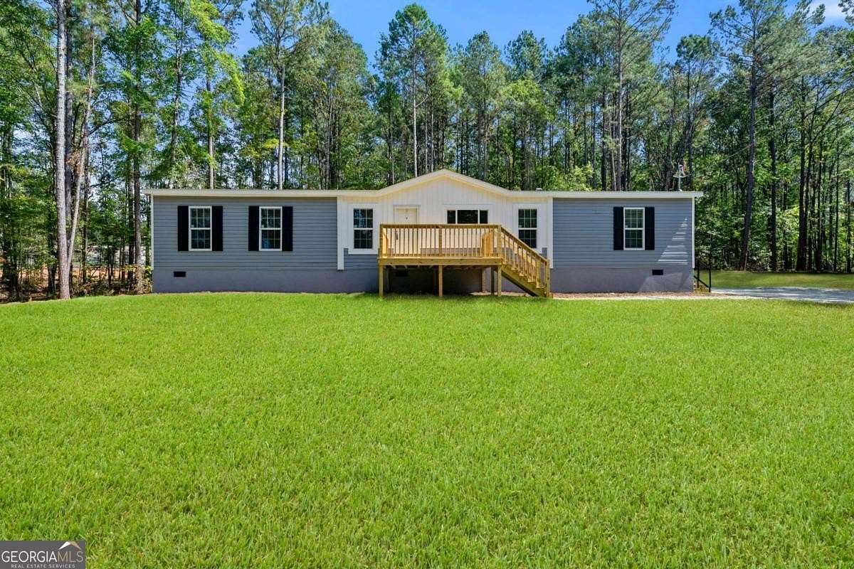 2 Acres of Residential Land with Home for Sale in Eatonton, Georgia