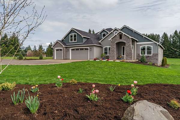 5 Acres of Residential Land with Home for Sale in Oregon City, Oregon