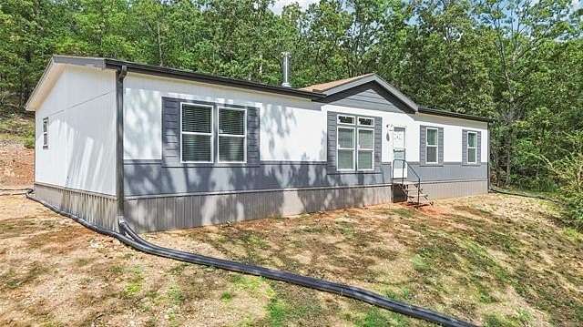 22 Acres of Recreational Land with Home for Sale in Hulbert, Oklahoma