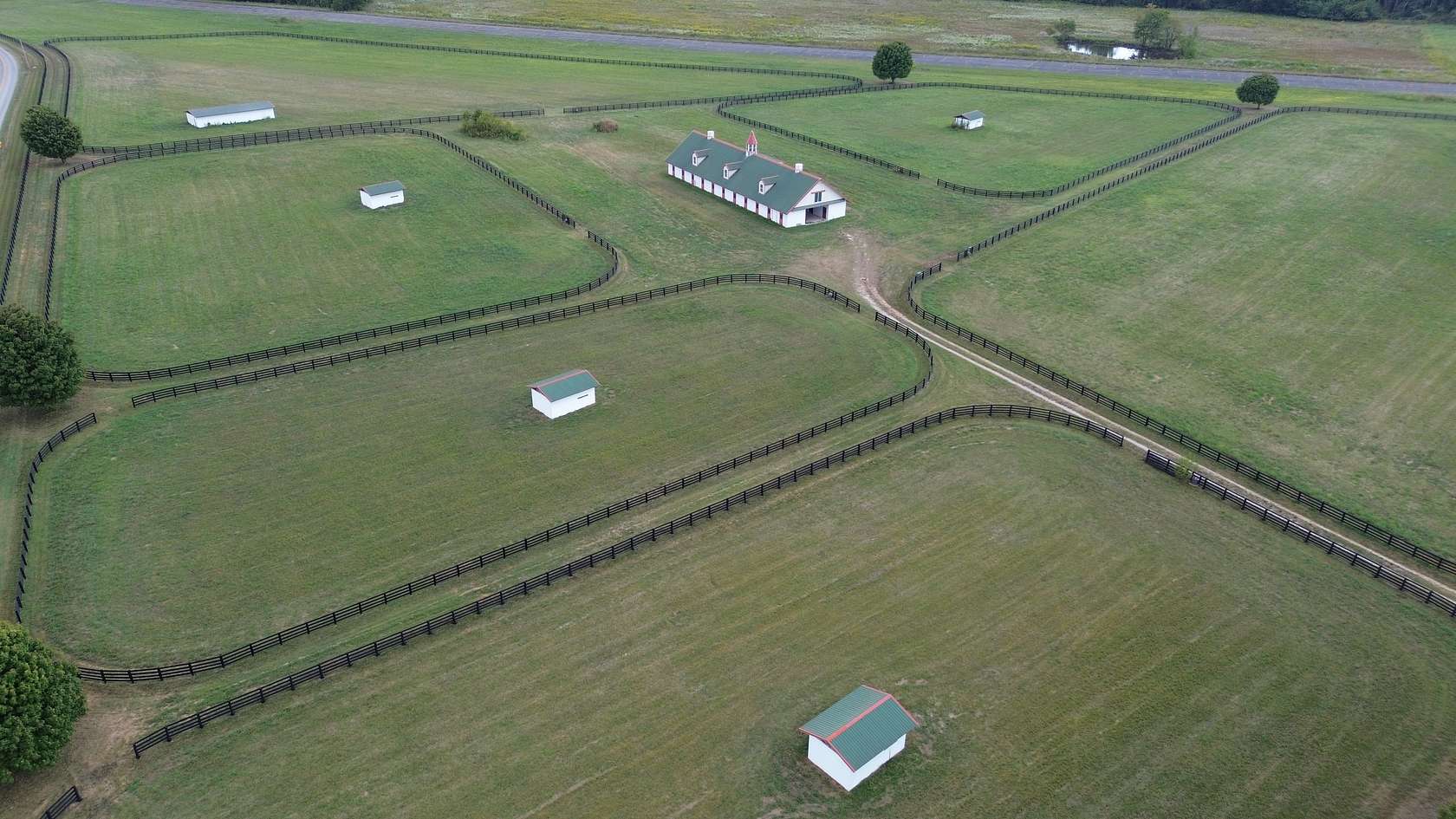 157 Acres of Agricultural Land with Home for Sale in Franklin, Kentucky