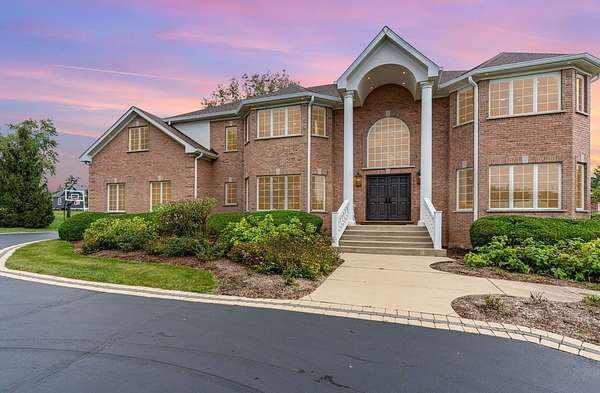 2.7 Acres of Residential Land with Home for Sale in Inverness, Illinois