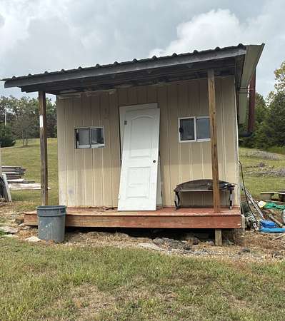 32 Acres of Land with Home for Sale in Falmouth, Kentucky