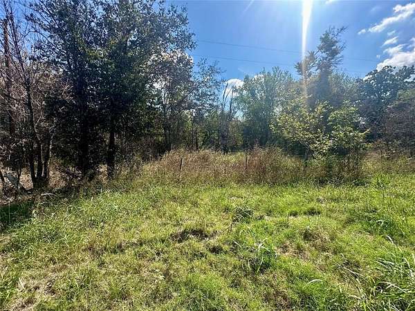 3.55 Acres of Residential Land for Sale in Emory, Texas