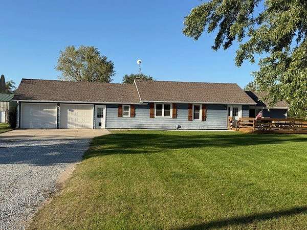 4.7 Acres of Residential Land with Home for Sale in O'Neill, Nebraska