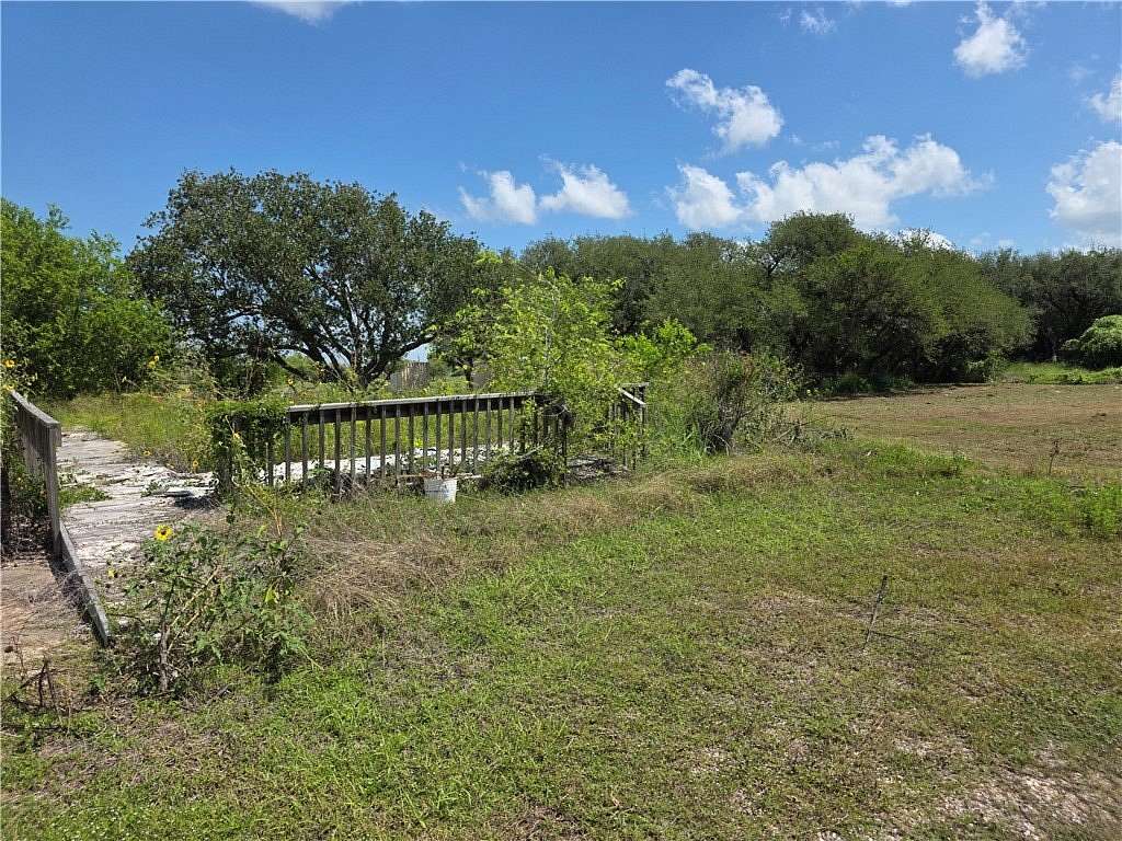 0.76 Acres of Residential Land for Sale in Ingleside, Texas