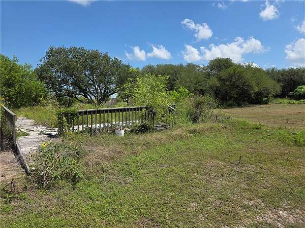 0.76 Acres of Residential Land for Sale in Ingleside, Texas
