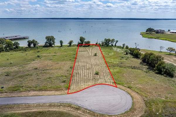1.5 Acres of Residential Land for Sale in Eureka, Texas