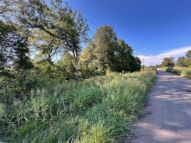 3.3 Acres of Residential Land for Sale in Celeste, Texas