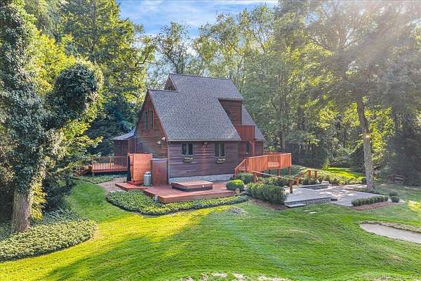 2.12 Acres of Residential Land with Home for Sale in Old Saybrook, Connecticut