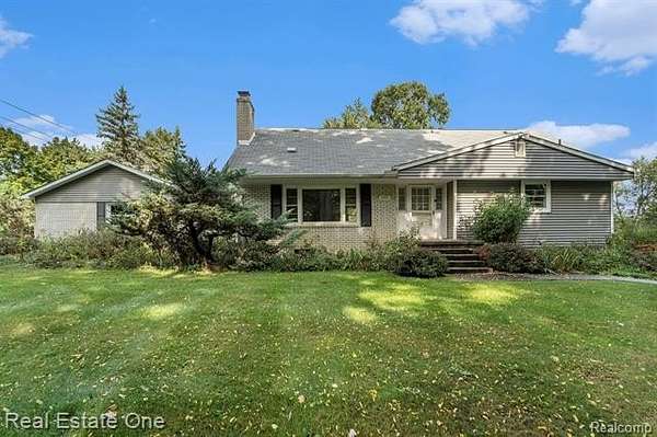 2 Acres of Residential Land with Home for Sale in Rochester, Michigan