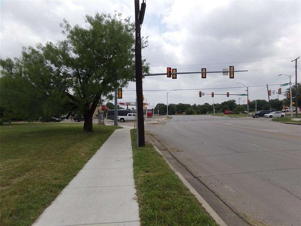 3 Acres of Land for Sale in Fort Worth, Texas