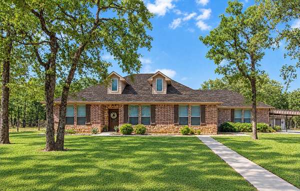 6.26 Acres of Land with Home for Sale in Bowie, Texas