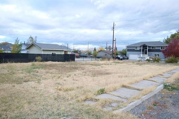 0.18 Acres of Residential Land for Sale in Weed, California