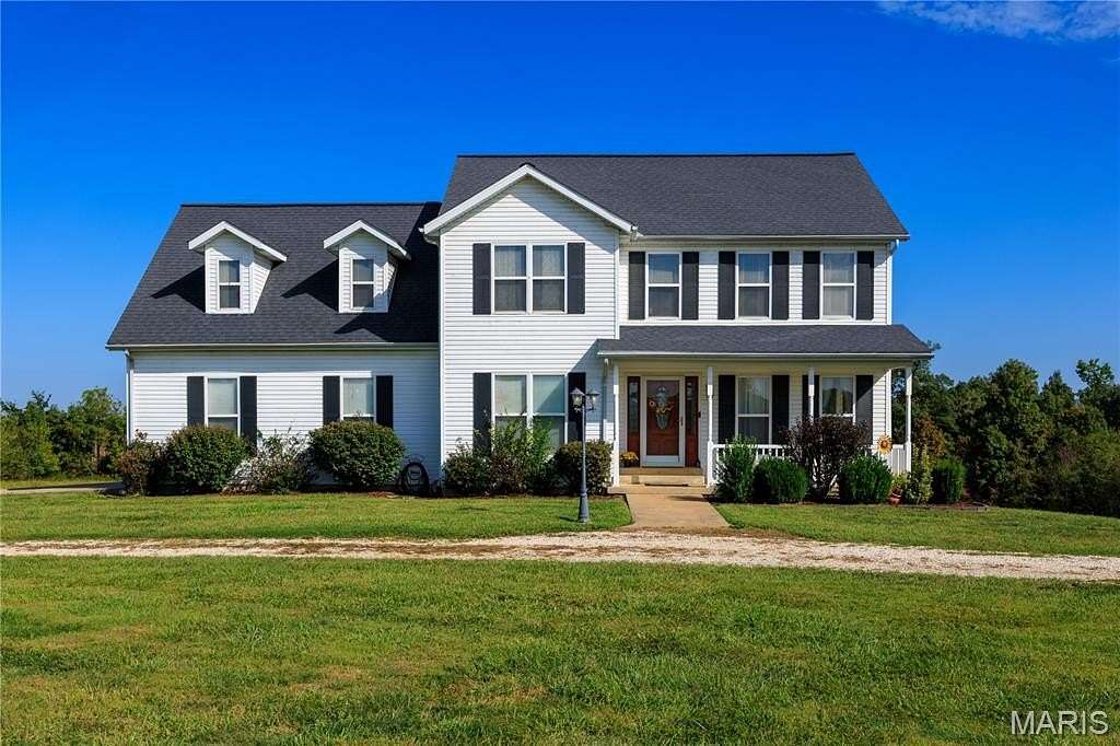 6.62 Acres of Residential Land with Home for Sale in Altenburg, Missouri