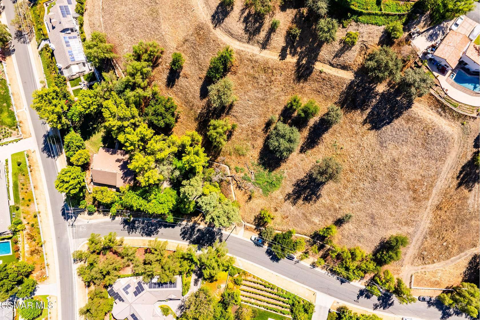 2.46 Acres of Residential Land with Home for Sale in Hidden Hills, California