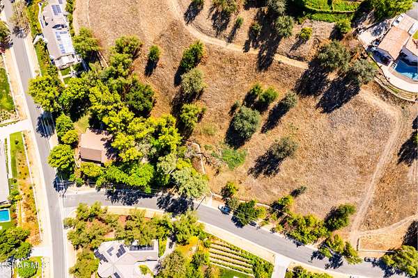 2.46 Acres of Residential Land with Home for Sale in Hidden Hills, California