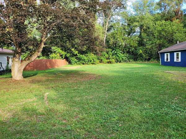 0.89 Acres of Residential Land for Sale in Niles, Michigan