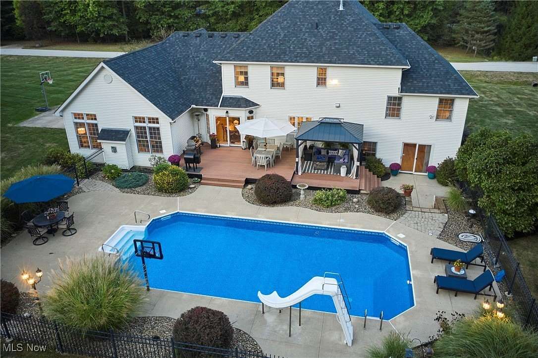 2.14 Acres of Residential Land with Home for Sale in Wadsworth, Ohio