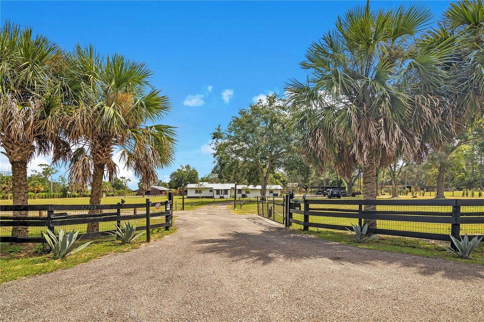 4.8 Acres of Land with Home for Sale in Sorrento, Florida