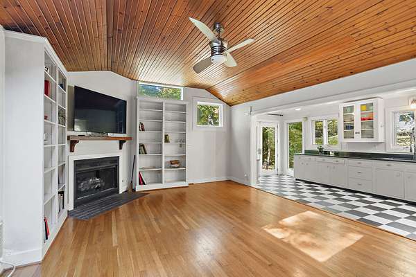 22.7 Acres of Improved Land for Sale in Nashville, Tennessee