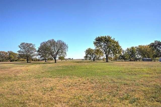 5 Acres of Residential Land for Sale in Mounds, Oklahoma