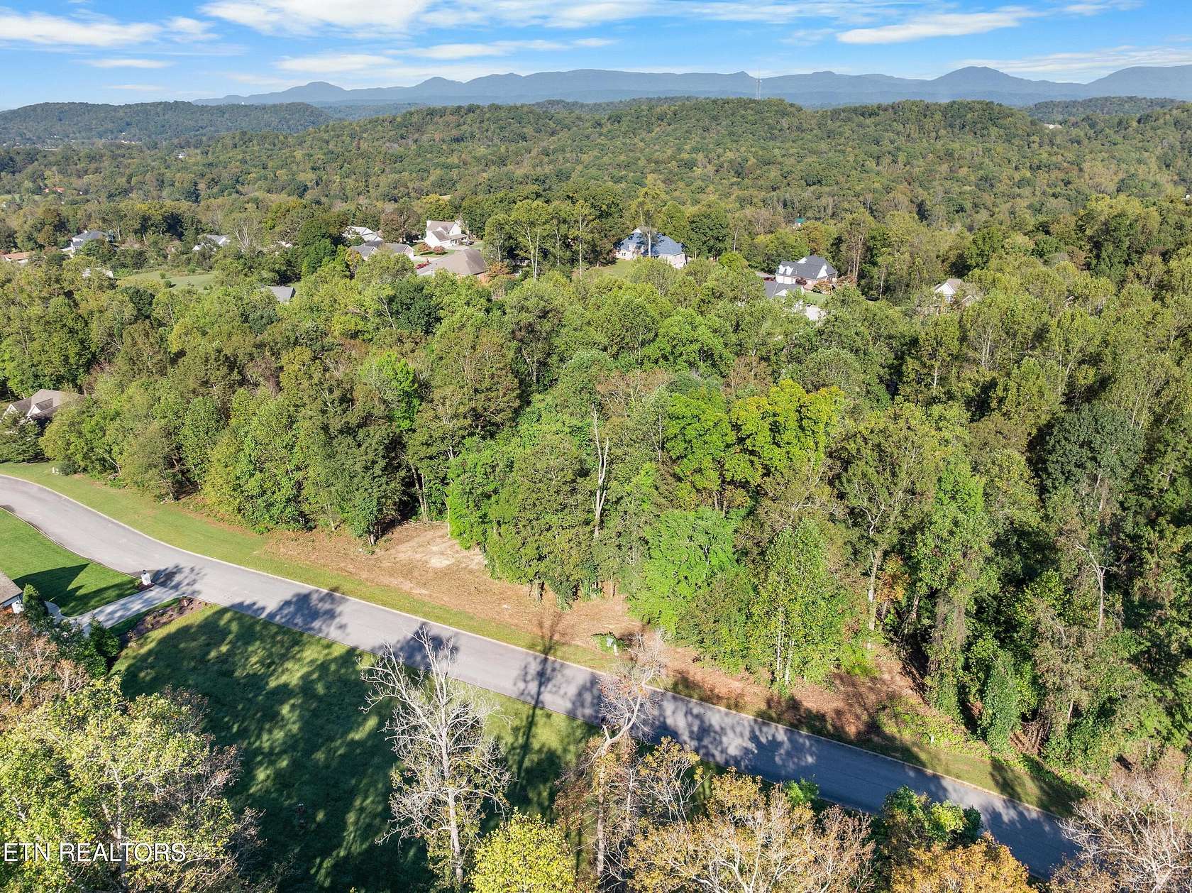 0.8 Acres of Land for Sale in Clinton, Tennessee